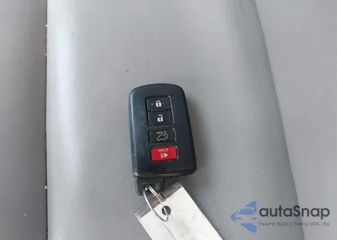 2018 Toyota Highlander Xle из США, поврежденный, VIN 5TDJZRFHXJS822640